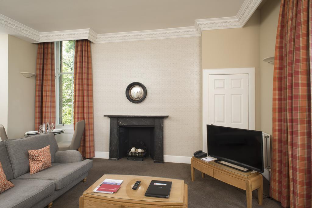 Fountain Court Apartments - Royal Garden Edinburgh Bilik gambar
